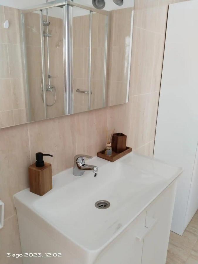 הוילה ארונה Casa Micia מראה חיצוני תמונה