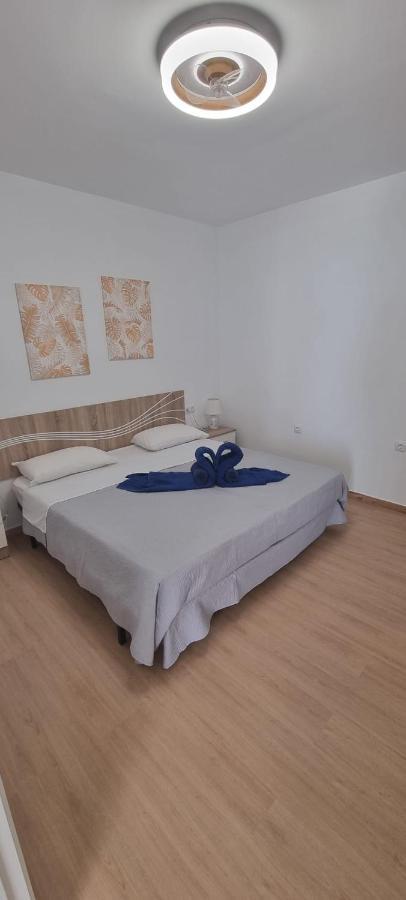 הוילה ארונה Casa Micia מראה חיצוני תמונה